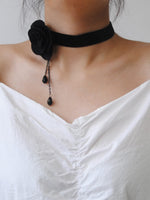 Flower Decor Choker